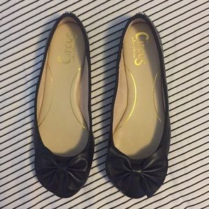 Black Flat Shoes